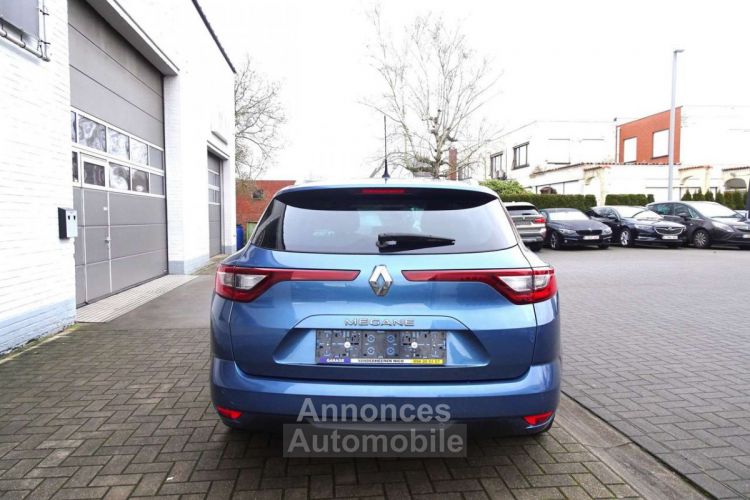 Renault Megane 1.5dCi AUTOMAAT,NAVI,KEYLESS,CRUISE,PDC V+A,BLUETH - <small></small> 12.500 € <small>TTC</small> - #6