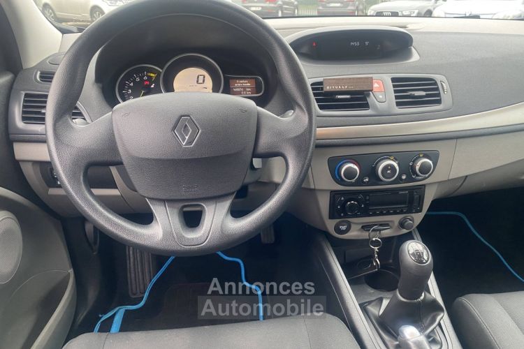 Renault Megane 1.6 16V 100CH - <small></small> 5.990 € <small>TTC</small> - #11