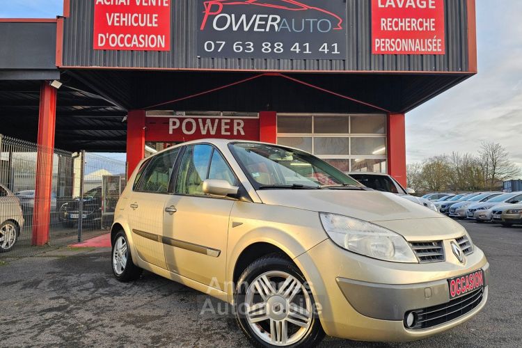 Renault Megane 1.6 16V 202000KMS - <small></small> 2.490 € <small>TTC</small> - #10