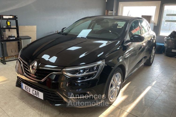 Renault Megane 1.6E-tech plush in - <small></small> 15.900 € <small>TTC</small> - #1