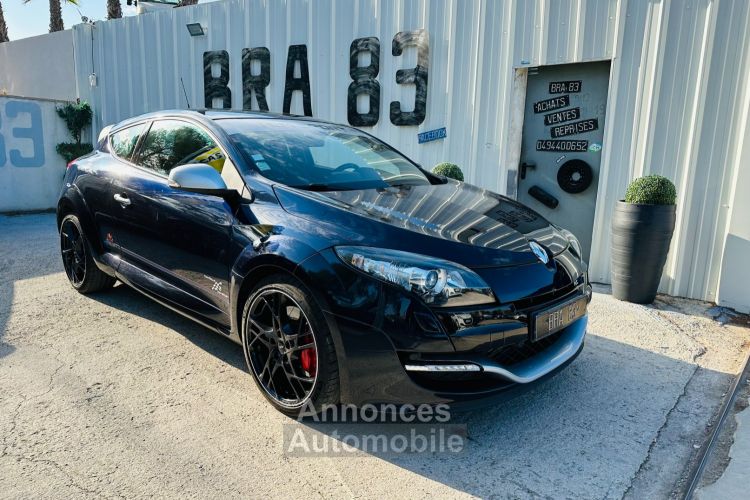 Renault Megane 2.0T 265CH STOP&START RED BULL RACING RB8 - <small></small> 25.990 € <small>TTC</small> - #1