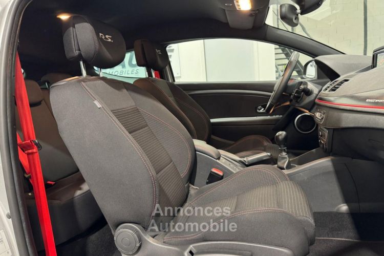 Renault Megane 3 RS Cup 2.0L 275CV Suivi - <small></small> 26.990 € <small>TTC</small> - #17