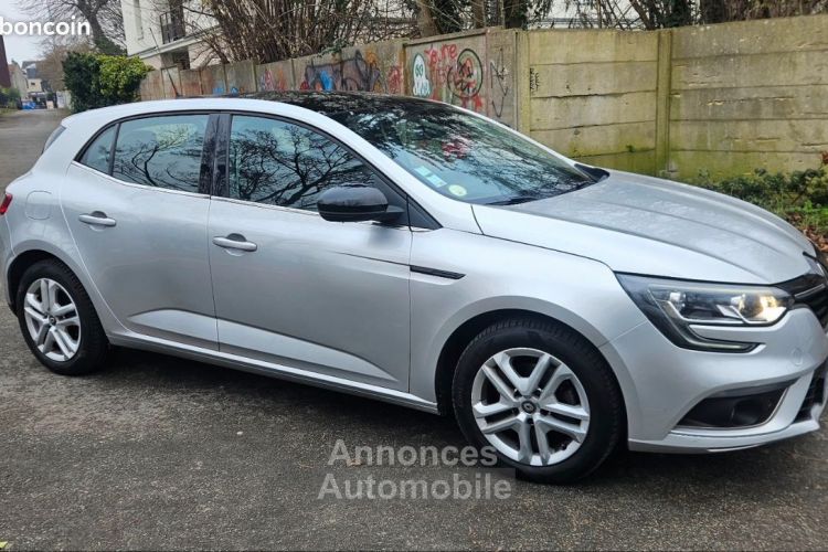 Renault Megane boîte automatique première main - <small></small> 11.490 € <small>TTC</small> - #1