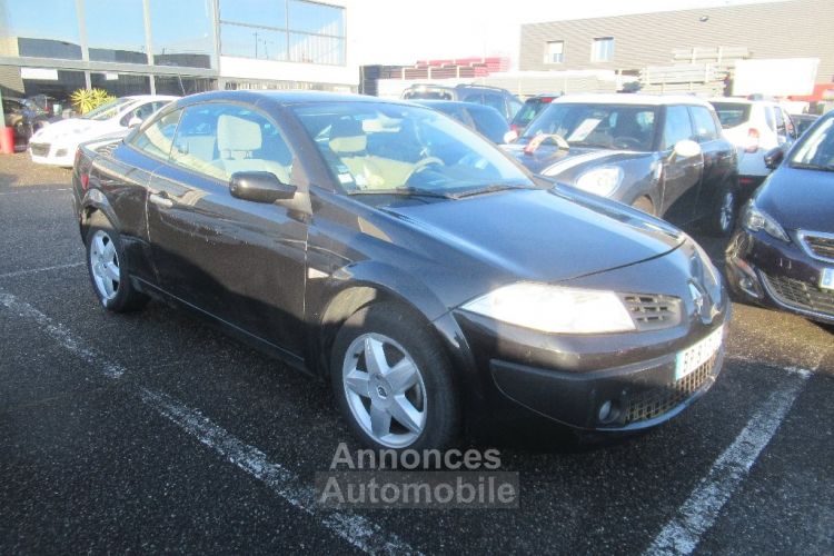 Renault Megane CC II  1.9 dCi 130 Dynamique - <small></small> 1.990 € <small>TTC</small> - #3