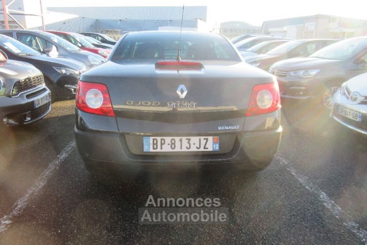 Renault Megane CC II  1.9 dCi 130 Dynamique - <small></small> 1.990 € <small>TTC</small> - #5