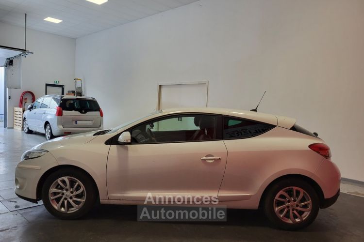 Renault Megane coupe COUPE 1.5 DCI 110 TOMTOM + ATTELAGE - <small></small> 7.590 € <small>TTC</small> - #4