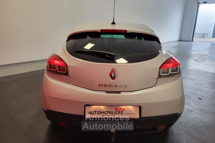 Renault Megane coupe COUPE 1.5 DCI 110 TOMTOM + ATTELAGE - <small></small> 7.590 € <small>TTC</small> - #6