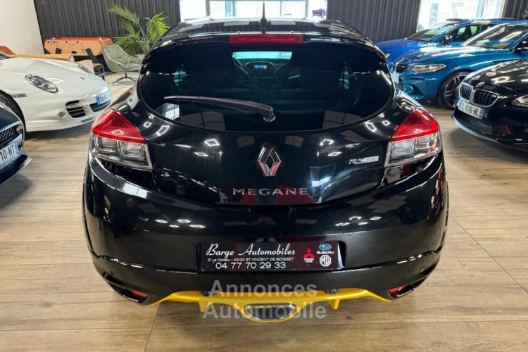 Renault Megane Coupé III (2) RS 2.0T 265 RED BULL RACING RB7 n°187 3p - <small></small> 27.990 € <small>TTC</small> - #7