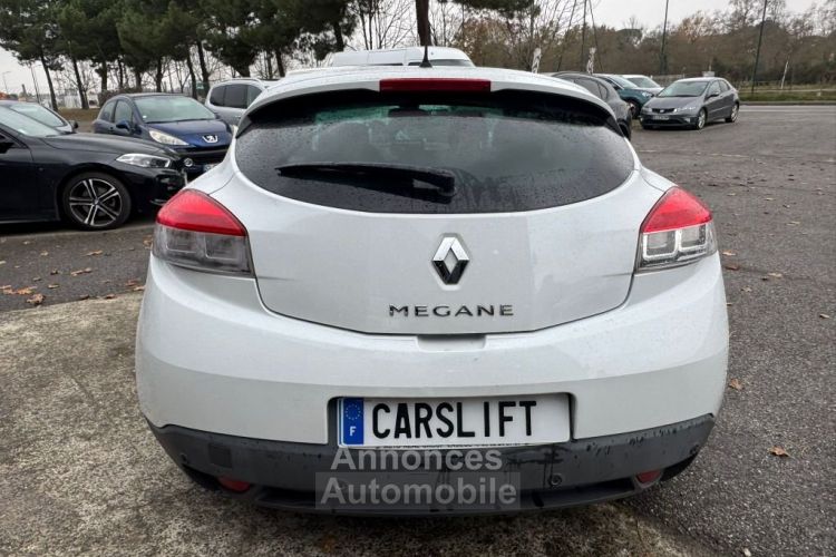 Renault Megane Coupé III Phase 2 1.2 TCe 132 cv ,ENERGY BOSE ,TOIT PANORAMIQUE-SUIVI A JOUR-GARANTIE-FINANCMEMENT POSSIBLE - <small></small> 7.990 € <small>TTC</small> - #7