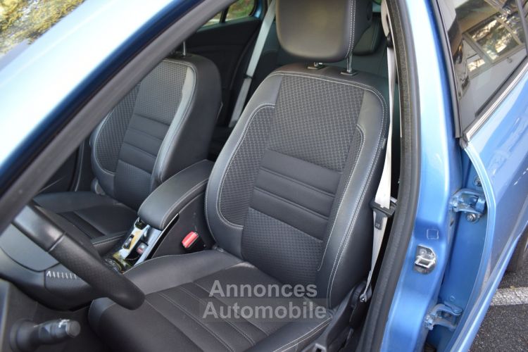 Renault Megane Estate Bose Phase 3 Estate 1.2 TCe EDC 132 cv Boîte auto toit ouvrant - <small></small> 10.990 € <small>TTC</small> - #9