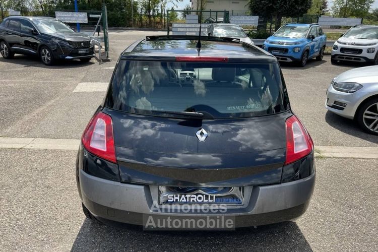 Renault Megane II 1.9 dCi 120ch Luxe Privilège Cuir Toit Panoramique - <small></small> 1.490 € <small>TTC</small> - #7