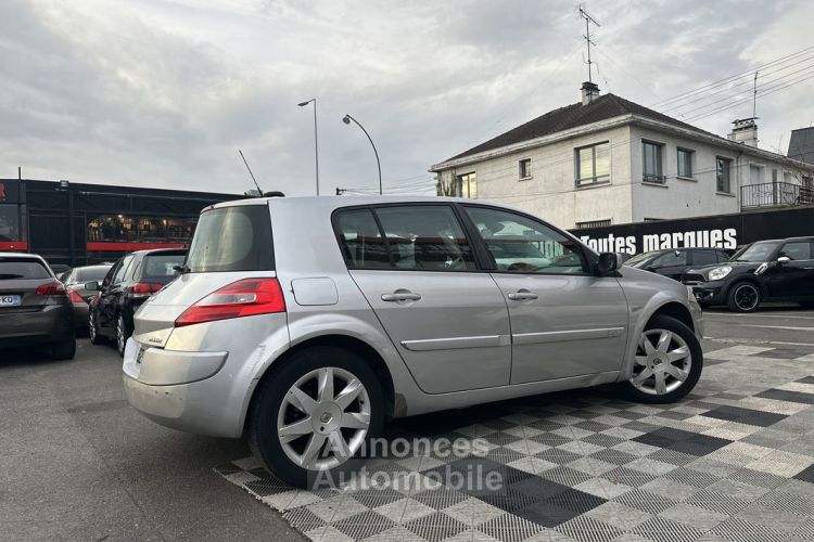 Renault Megane II 2.0 16V 135CH CONFORT DYNAMIQUE - <small></small> 2.490 € <small>TTC</small> - #5