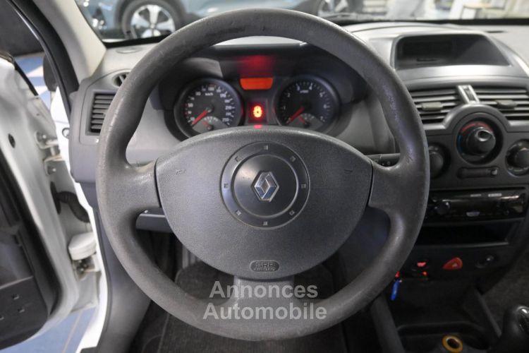 Renault Megane II SOCIETE 1.5 dCi 80 - <small></small> 4.998 € <small>TTC</small> - #12