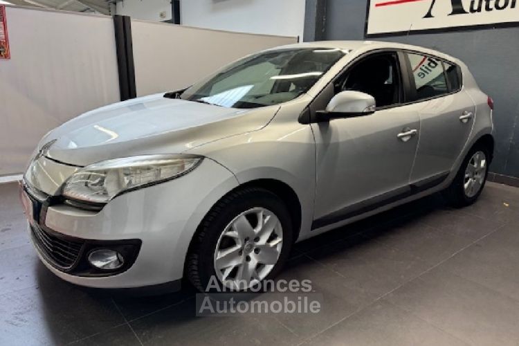 Renault Megane III  1.5 dCi 110 CV BOITE AUTO - <small></small> 7.990 € <small>TTC</small> - #2