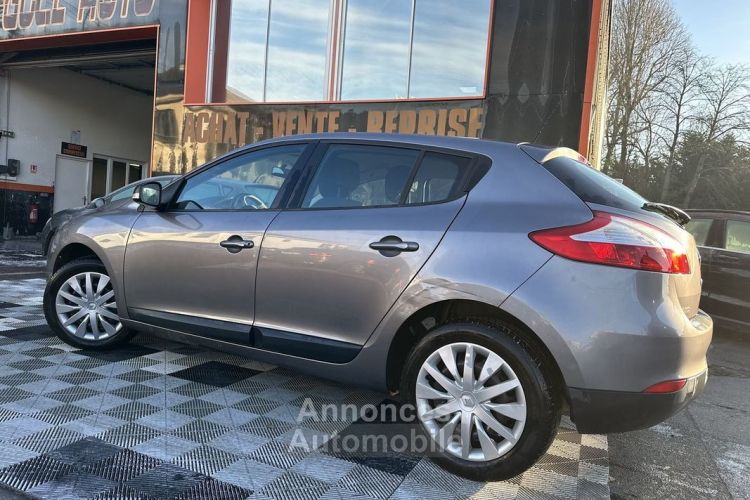 Renault Megane III 1.5 DCI 95CH LIFE ECO² 2015 - <small></small> 5.990 € <small>TTC</small> - #8