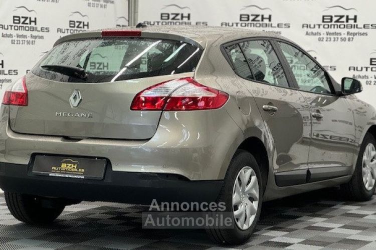 Renault Megane III 1.6 16V 110CH BIOETHANOL EXPRESSION ECO² * CLIM / REGULATEUR / RADAR DE RECUL * - <small></small> 11.490 € <small>TTC</small> - #5