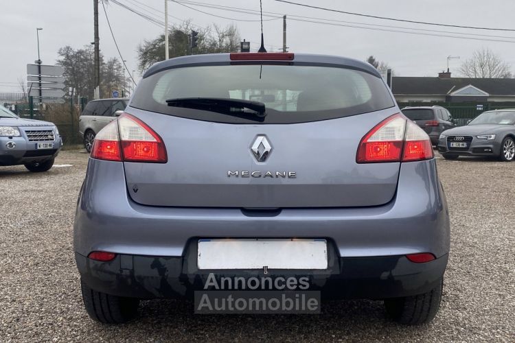 Renault Megane III 1.6 16v - <small></small> 7.500 € <small>TTC</small> - #4