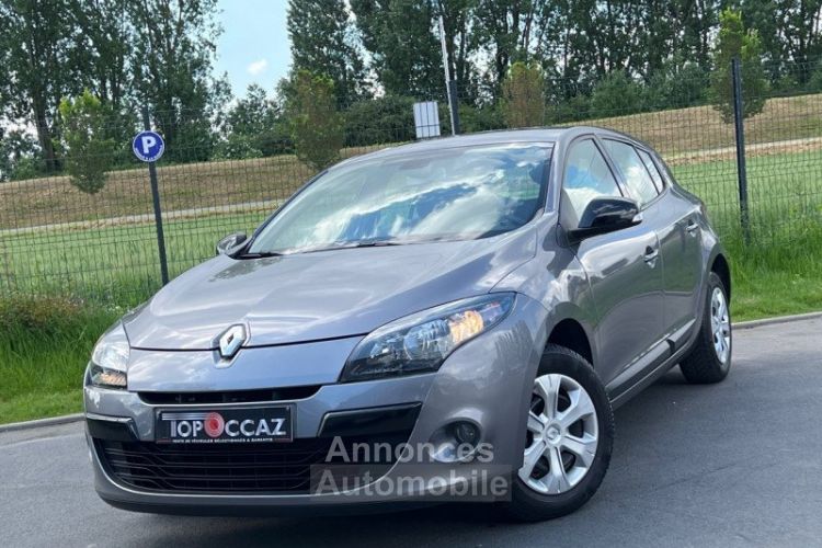 Renault Megane III 1.6 ESS 110CH TOMTOM EDITION ECO² 56.000KM 1ERE MAIN - <small></small> 7.990 € <small>TTC</small> - #1