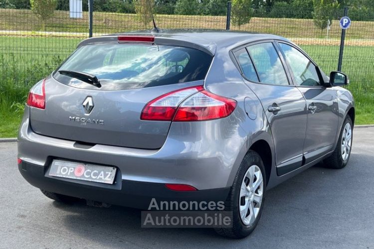 Renault Megane III 1.6 ESS 110CH TOMTOM EDITION ECO² 56.000KM 1ERE MAIN - <small></small> 7.990 € <small>TTC</small> - #4