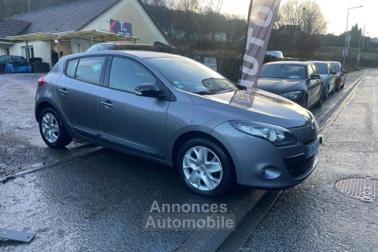 Renault Megane III 3/5 portes 1.4i 131CV - <small></small> 4.990 € <small>TTC</small> - #3