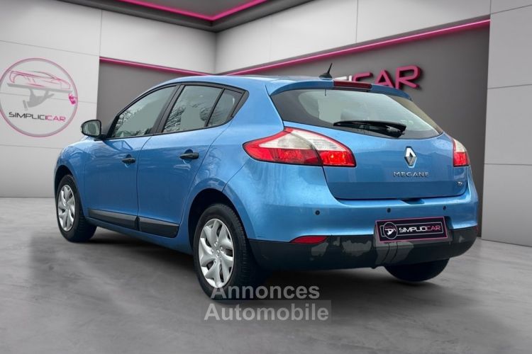 Renault Megane III BERLINE 1.2 TCE 115ch Energy eco2 Dynamique - Entretien - <small></small> 5.249 € <small>TTC</small> - #3