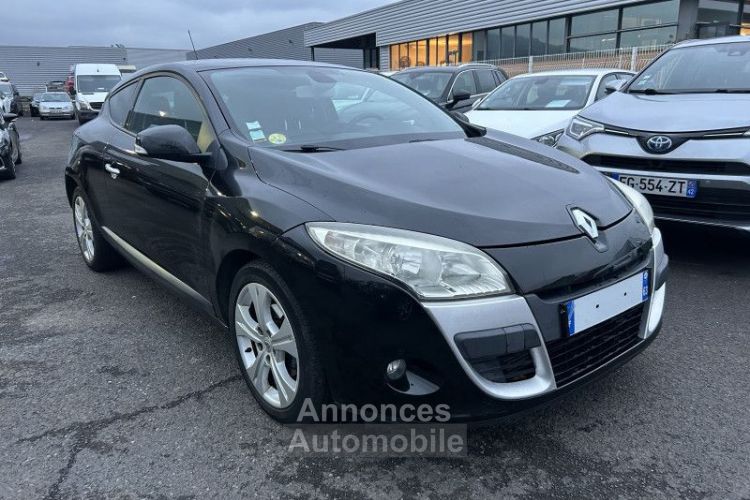 Renault Megane III COUPE 1.4 TCE 130CH DYNAMIQUE - <small></small> 5.990 € <small>TTC</small> - #2