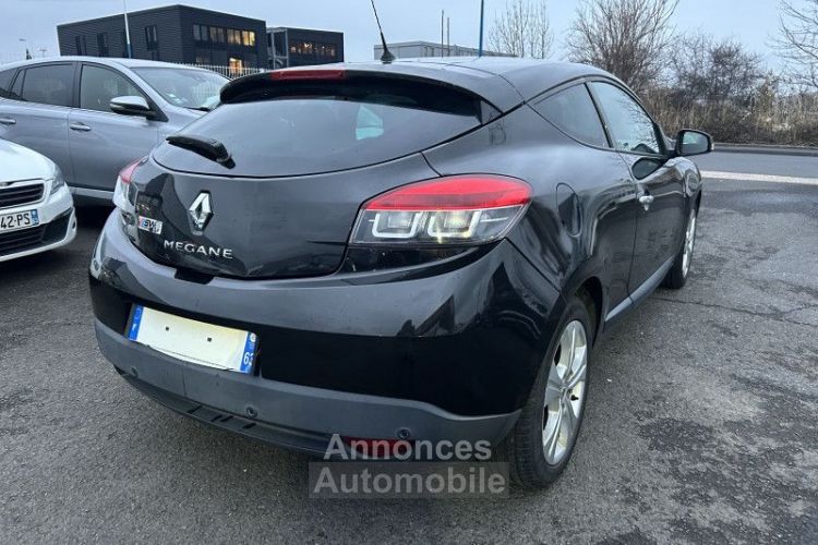 Renault Megane III COUPE 1.4 TCE 130CH DYNAMIQUE - <small></small> 5.990 € <small>TTC</small> - #3