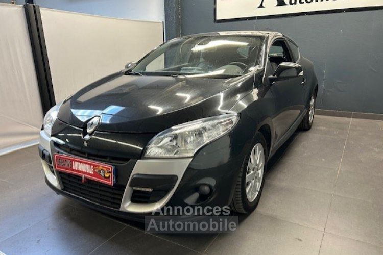 Renault Megane III COUPE 1.5 dCi 85 eco2 1ERE MAIN - <small></small> 6.990 € <small>TTC</small> - #2