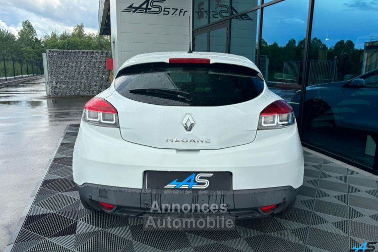 Renault Megane III COUPE 1,6 DCI 130 DYNAMIQUE - <small></small> 7.490 € <small>TTC</small> - #5