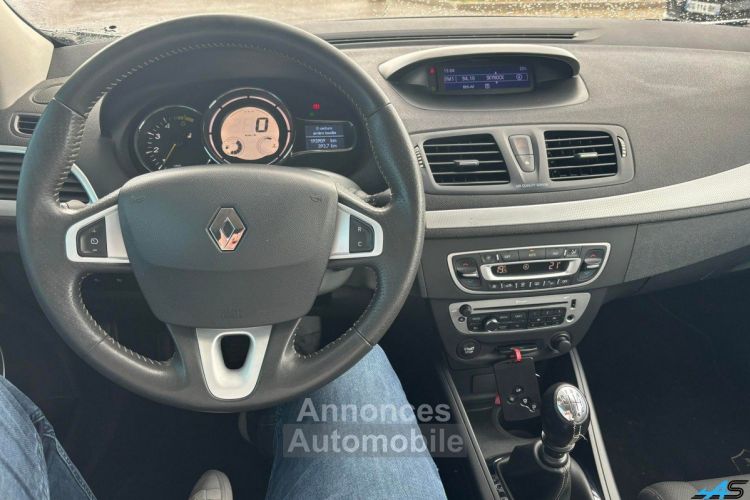 Renault Megane III COUPE 1,6 DCI 130 DYNAMIQUE - <small></small> 7.490 € <small>TTC</small> - #8