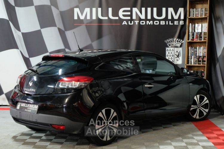 Renault Megane III COUPE 1.9 DCI 130CH FAP BOSE ECO² EURO5 - <small></small> 8.990 € <small>TTC</small> - #2