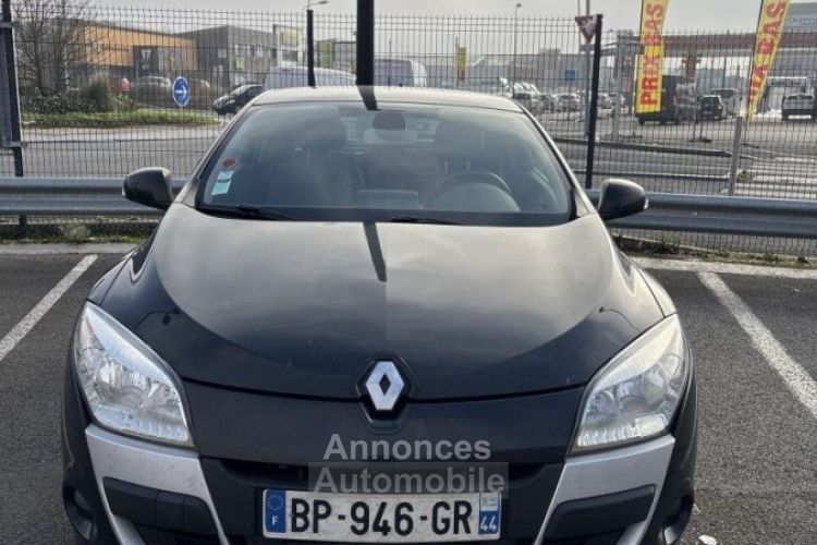 Renault Megane III COUPE 1.9 DCI 130CH FAP BOSE ECO² EURO5 - <small></small> 7.990 € <small>TTC</small> - #1