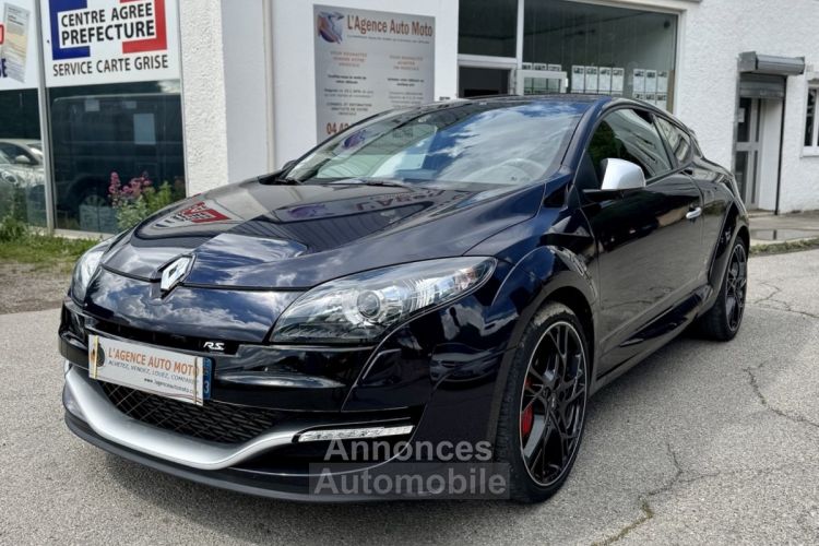 Renault Megane III COUPE 2.0 16V 265 Red Bull Racing RB8 SS - <small></small> 34.990 € <small>TTC</small> - #1