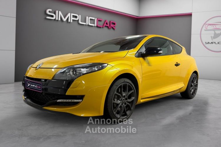 Renault Megane III COUPE 2.0 16V 265 RS // DISTRIBUTION OK / CAMERA RECUL / JAUNE SIRIUS / Garantie 12 mois - <small></small> 23.990 € <small>TTC</small> - #4