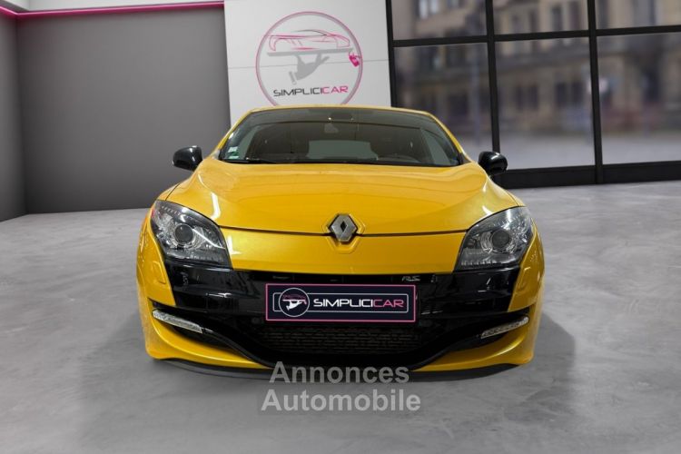 Renault Megane III COUPE 2.0 16V 265 RS // DISTRIBUTION OK / CAMERA RECUL / JAUNE SIRIUS / Garantie 12 mois - <small></small> 23.990 € <small>TTC</small> - #11