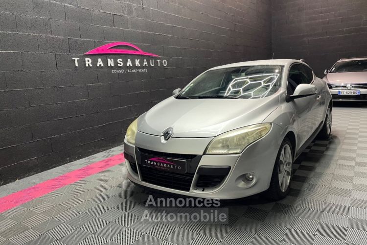 Renault Megane III COUPE dCi 130 eco2 SL XV De France - <small></small> 5.290 € <small>TTC</small> - #1