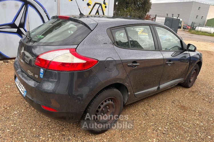 Renault Megane iii dci 90 CV - <small></small> 3.490 € <small>TTC</small> - #3