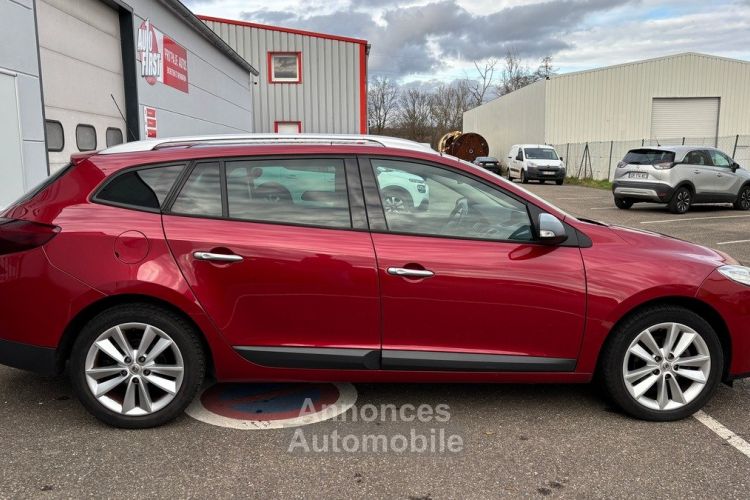 Renault Megane III ESTATE 2.0 16V 140 CV CVT (AUTO) / LUXE / 1E MAIN / 85 900 KM / GTIE 12 MOIS - <small></small> 8.990 € <small>TTC</small> - #9