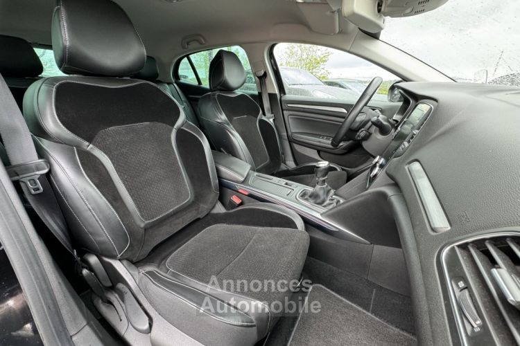 Renault Megane IV 1.2 TCe 130 CV BVM6 INTENS - <small></small> 11.490 € <small>TTC</small> - #16