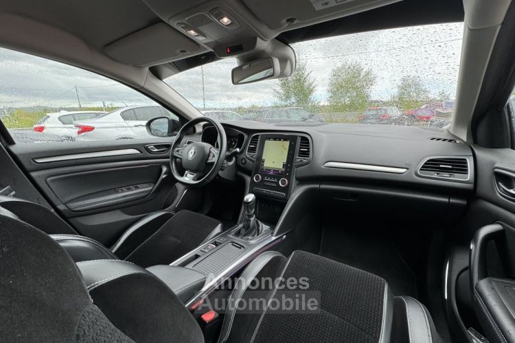 Renault Megane IV 1.2 TCe 130 CV BVM6 INTENS - <small></small> 11.490 € <small>TTC</small> - #22