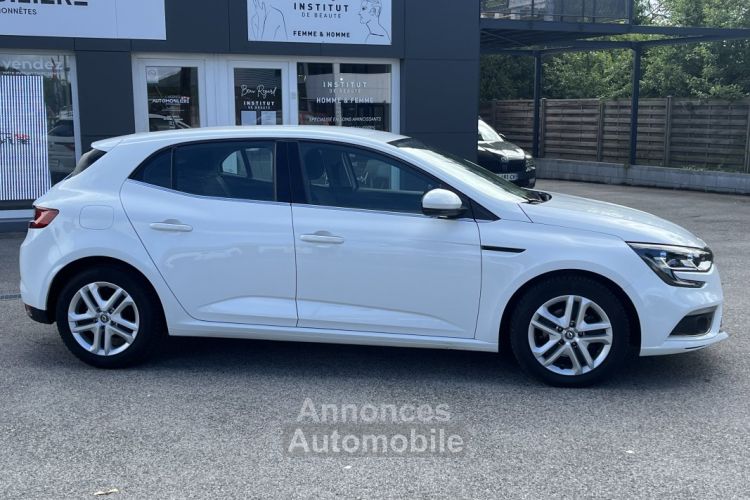 Renault Megane IV 1.5 Blue dCi 115 ch BUSINESS EDC6 - <small></small> 13.990 € <small>TTC</small> - #21