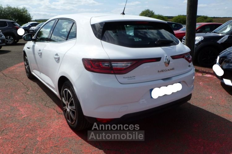 Renault Megane IV 1.5 BLUE DCI 115CH BUSINESS 5 PORTES BV6 - <small></small> 12.950 € <small>TTC</small> - #4