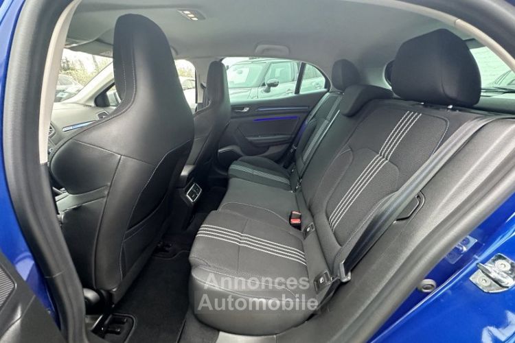 Renault Megane IV 1.5 BLUE DCI 115CH INTENS - <small></small> 14.990 € <small>TTC</small> - #17