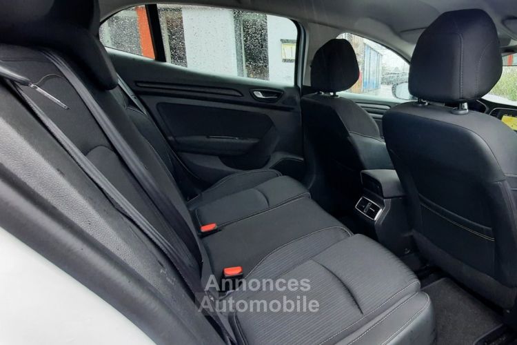 Renault Megane IV 1.5 dci BLUE BUSINESS 95CH - <small></small> 10.990 € <small>TTC</small> - #27