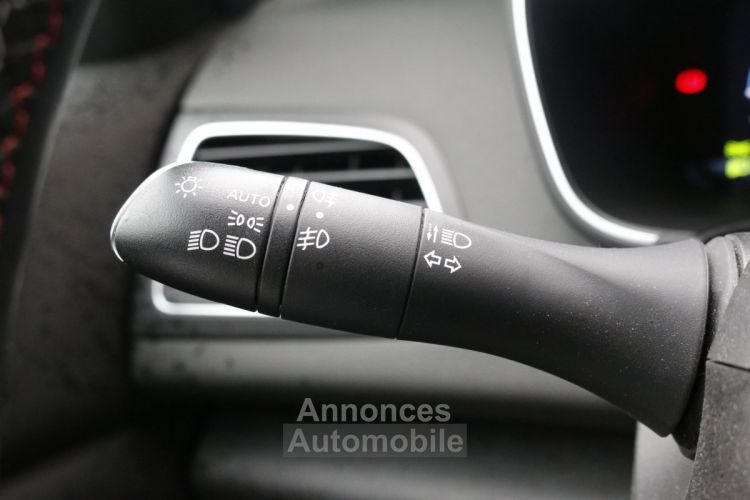 Renault Megane IV 1.6 E-Tech Plug-in 160 RS Line BVA (Sièges chauffants, Apple CarPlay, GPS...) - <small></small> 19.990 € <small>TTC</small> - #21