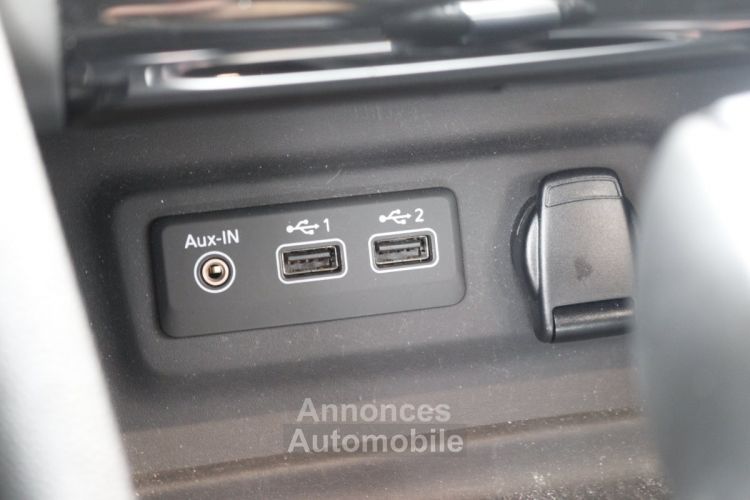 Renault Megane IV 1.6 E-Tech Plug-in 160 RS Line BVA (Sièges chauffants, Apple CarPlay, GPS...) - <small></small> 19.990 € <small>TTC</small> - #29