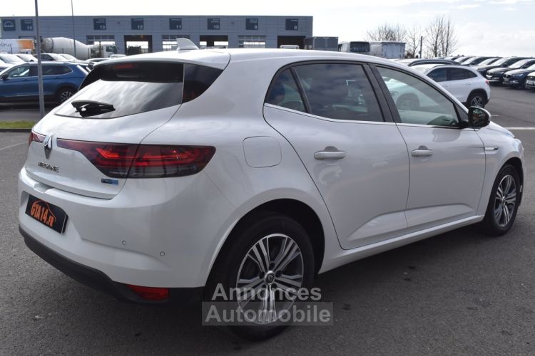 Renault Megane IV 1.6 E-TECH PLUG-IN 160CH INTENS -21N - <small></small> 17.970 € <small>TTC</small> - #2