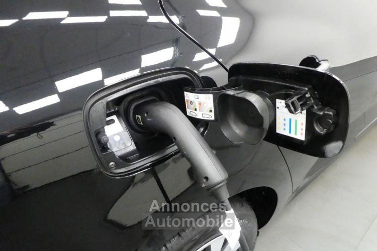 Renault Megane IV 1.6 E-TECH PLUG-IN HYBRID 160CH TECHNO -23 - <small></small> 23.480 € <small>TTC</small> - #6