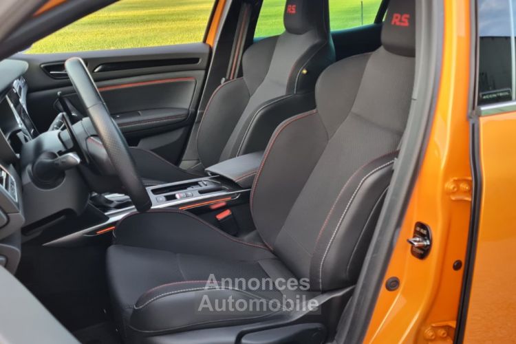 Renault Megane IV 1.8 TCE RS 300 EDC - <small></small> 48.990 € <small>TTC</small> - #35