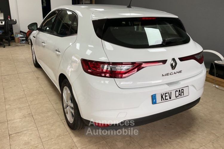 Renault Megane IV 76000km garantie 12 mois - <small></small> 13.900 € <small>TTC</small> - #3